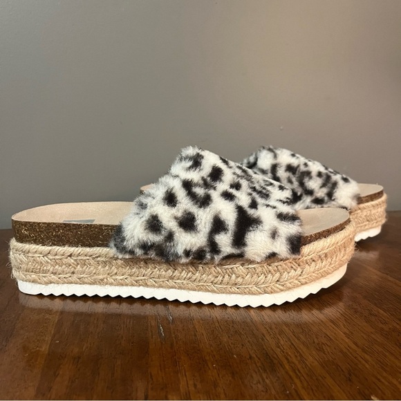 Dolce Vita Leopard Print Faux Fur Platform Sandals women’s size 8. - Picture 1 of 13